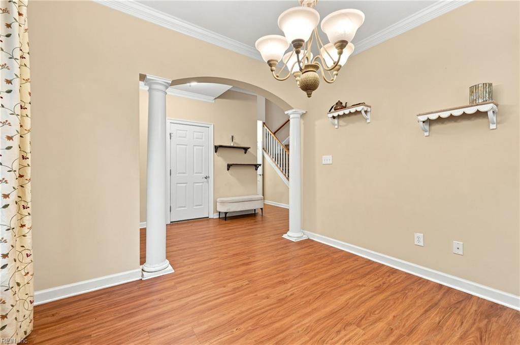 22305 Charthouse Ln Property Photo 8