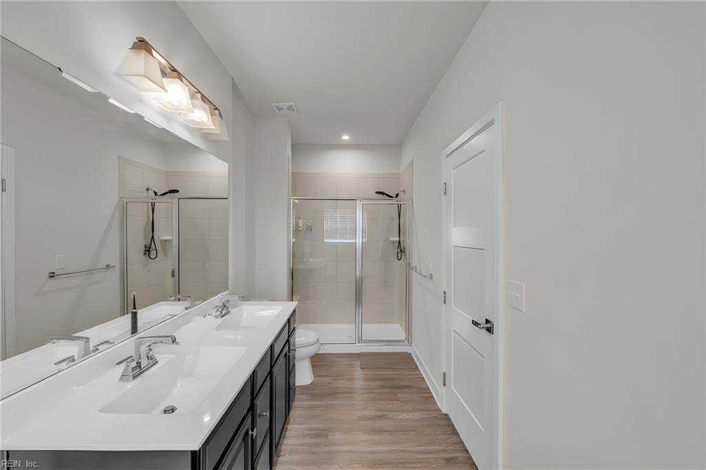 904 Stern Way Property Photo 19