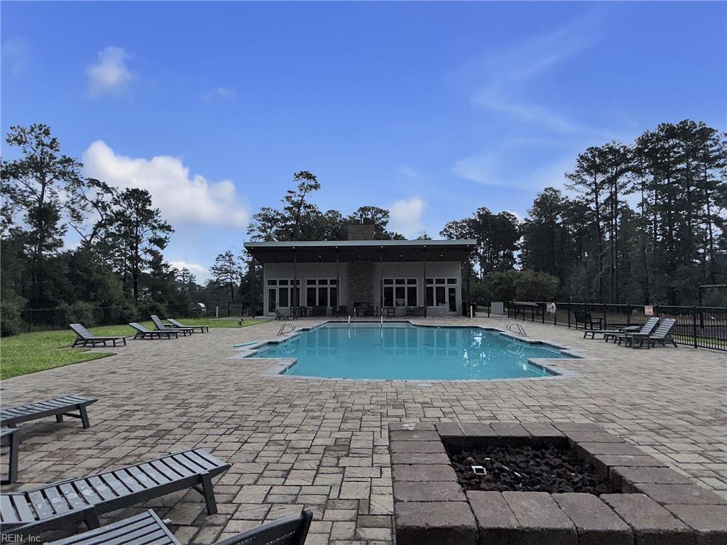 904 Stern Way Property Photo 29
