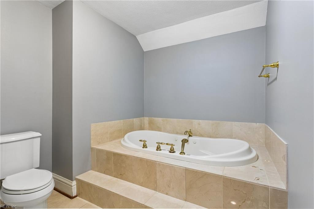 409 Muirfield Property Photo 36