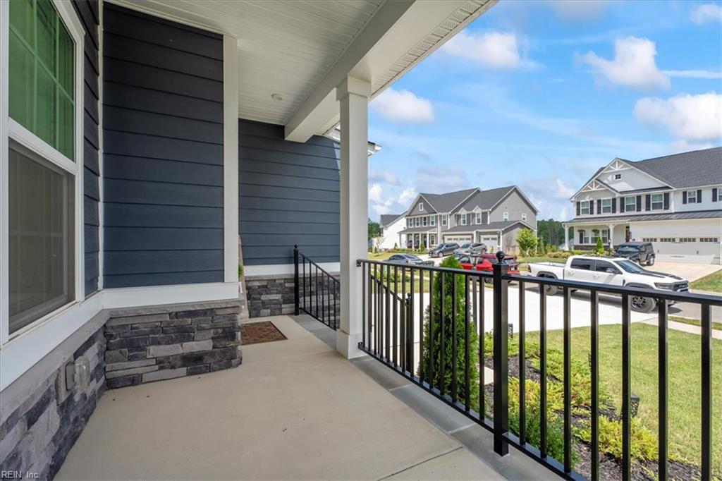 18301 Cherry Oak Trl Property Photo 5