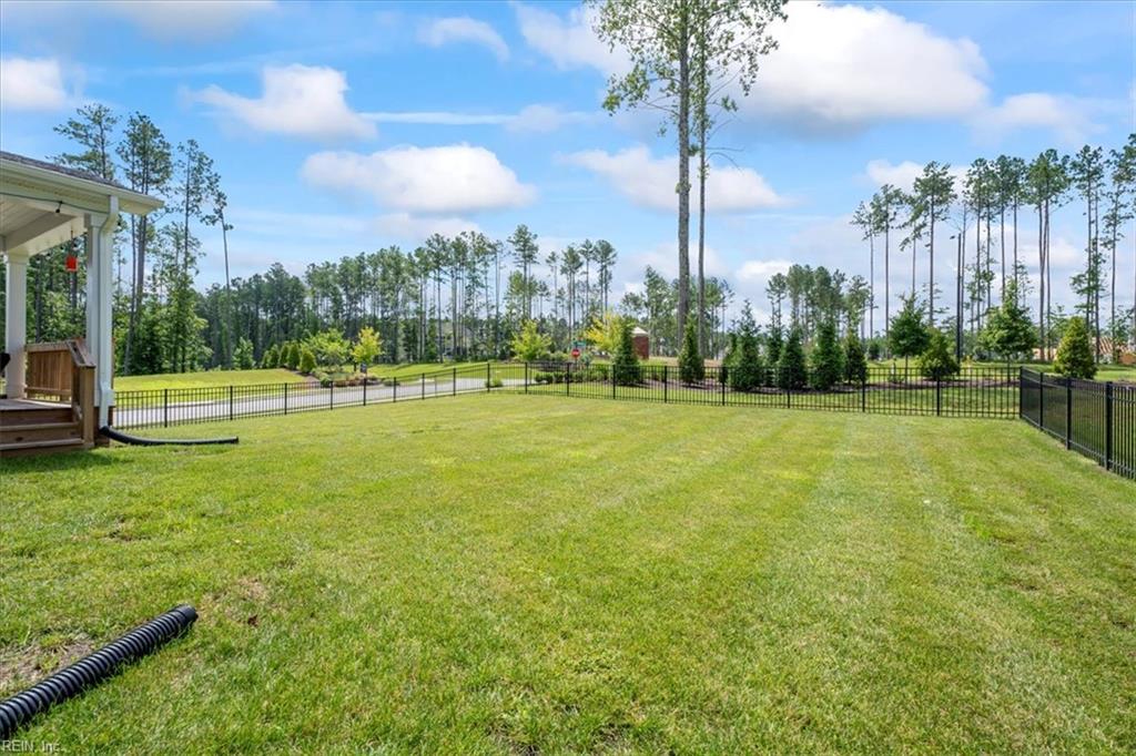 18301 Cherry Oak Trl Property Photo 7