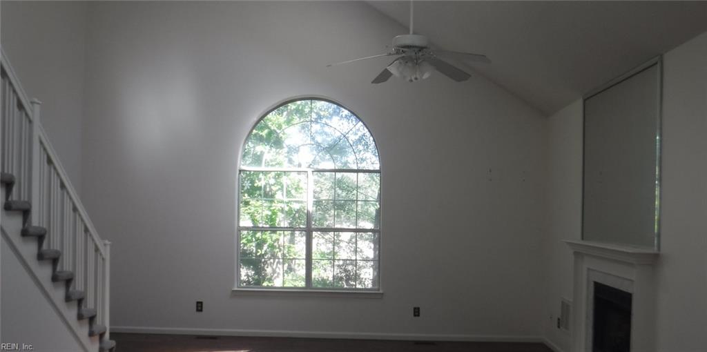 423 Seahorse Rn Property Photo 3