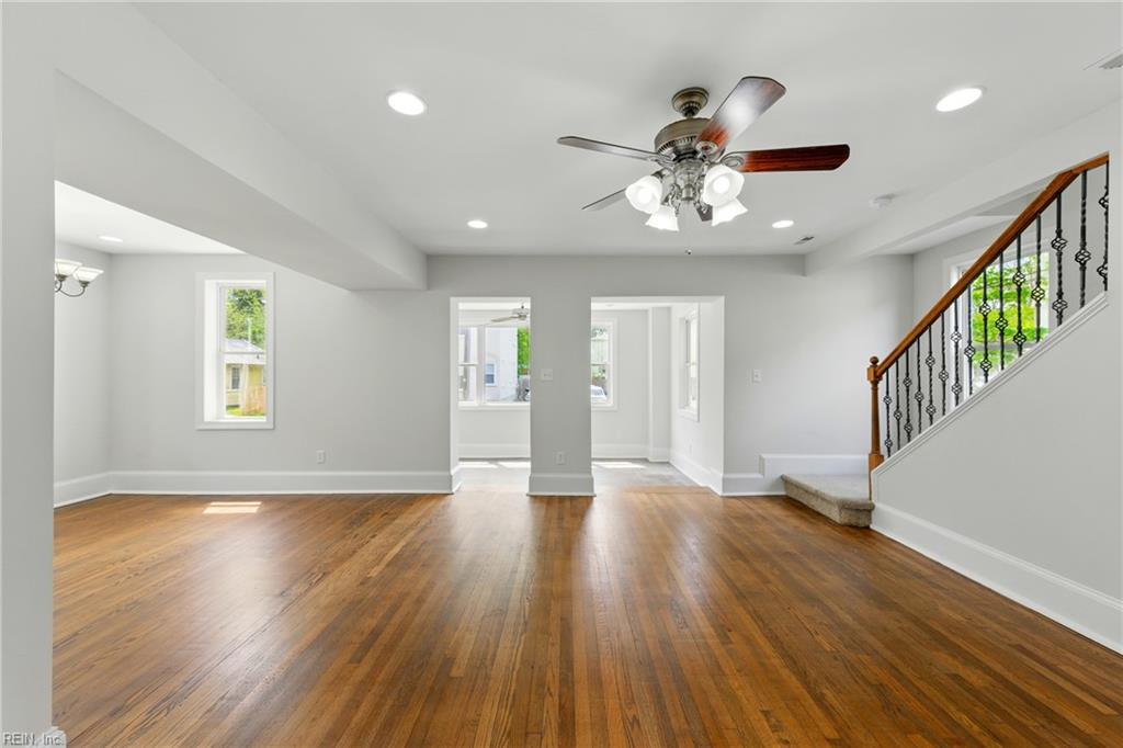 552 2nd Ave Property Photo 5