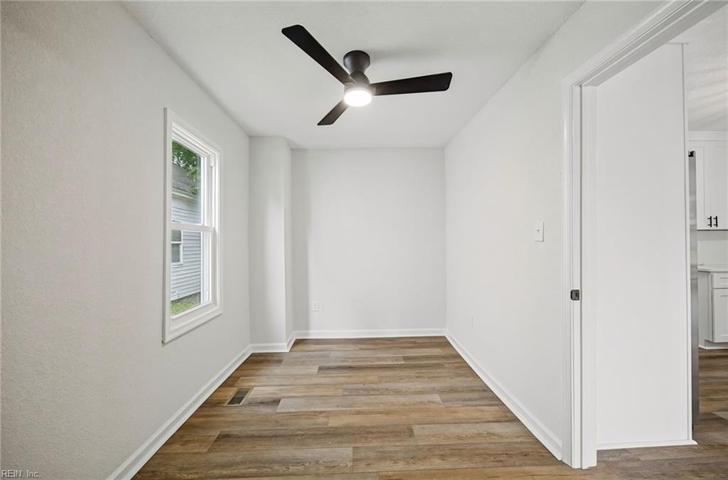 322 Clay St Property Photo 14
