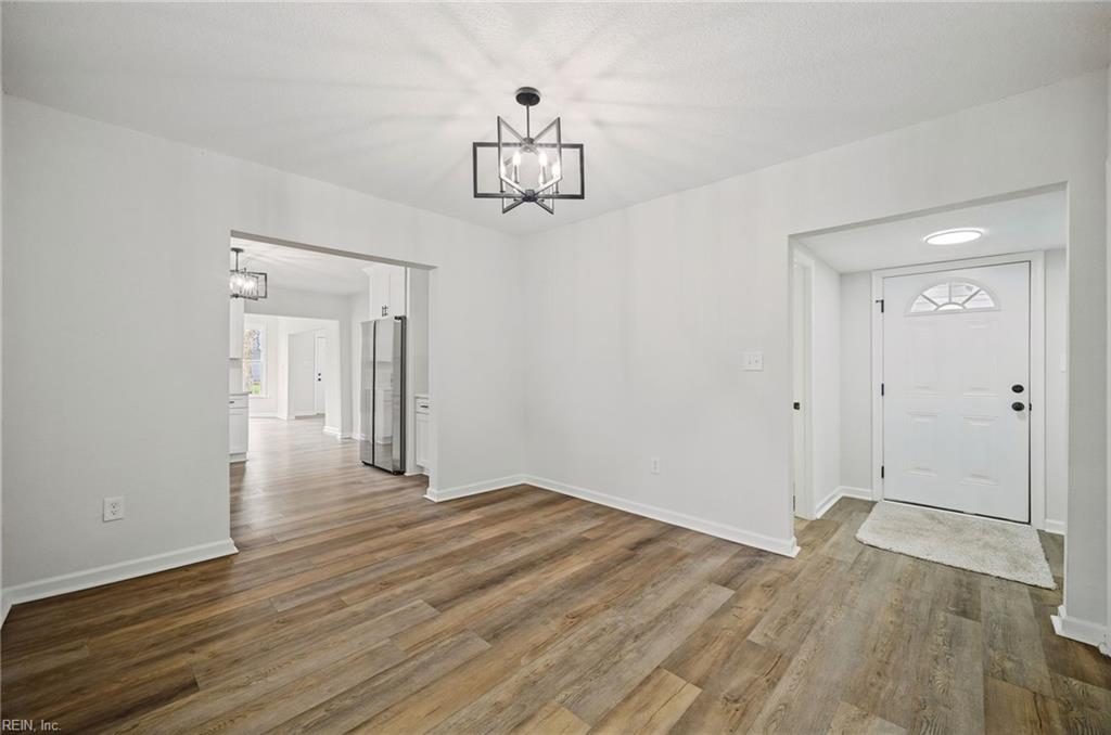 322 Clay St Property Photo 16