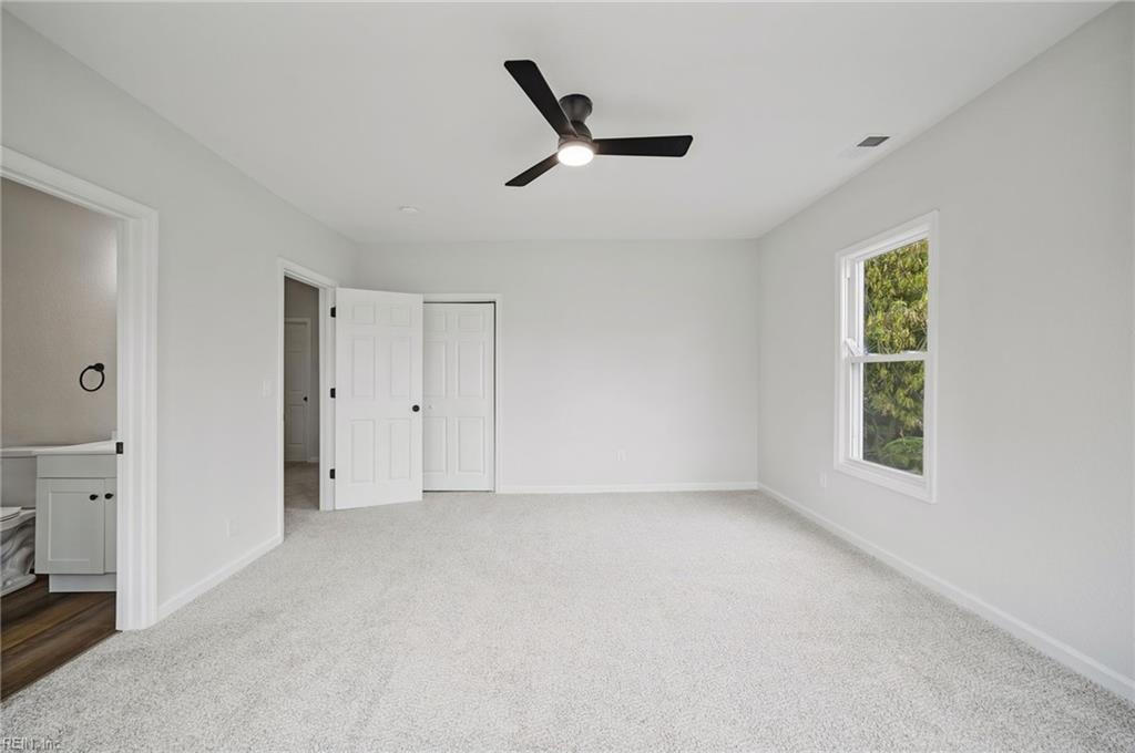 322 Clay St Property Photo 30