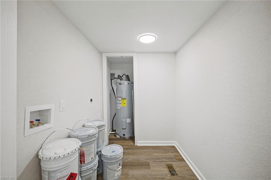 322 Clay St Property Photo 34
