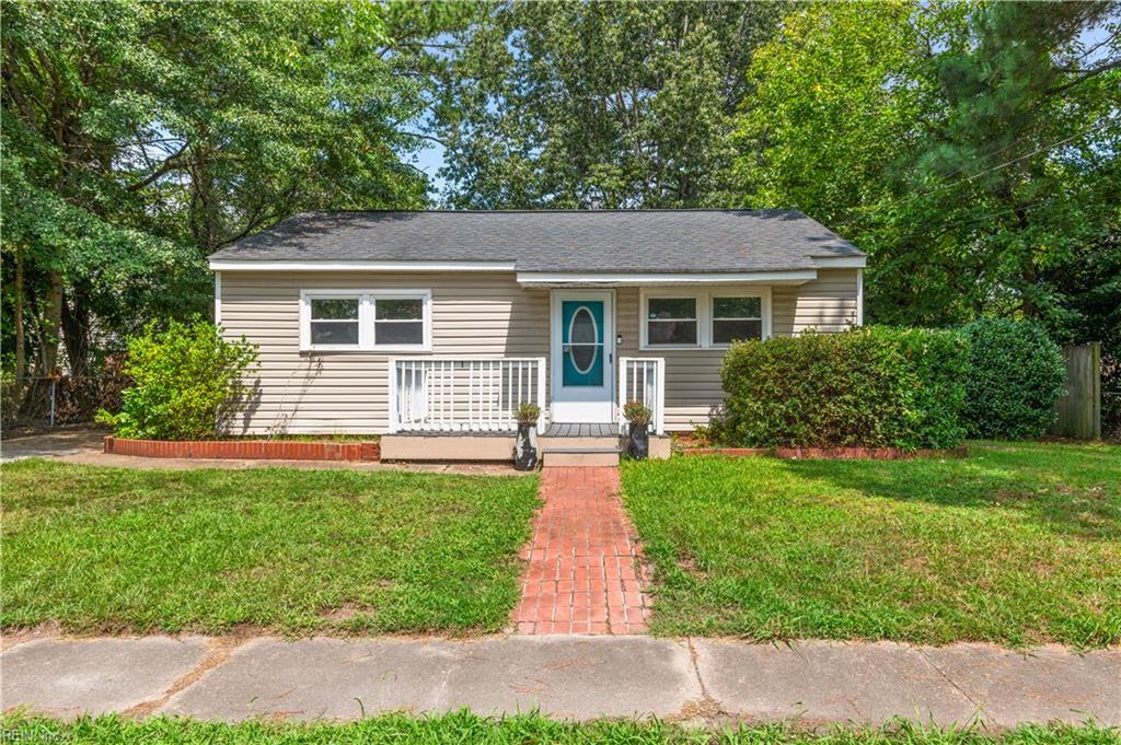2502 Livesay Rd Property Photo 1