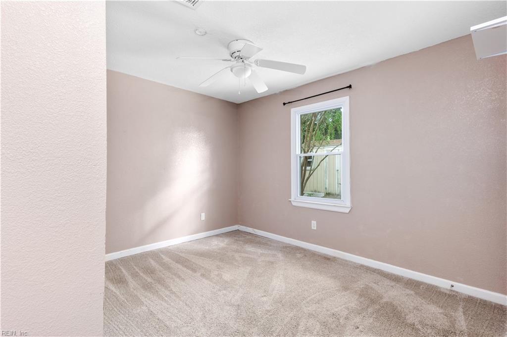 2502 Livesay Rd Property Photo 16