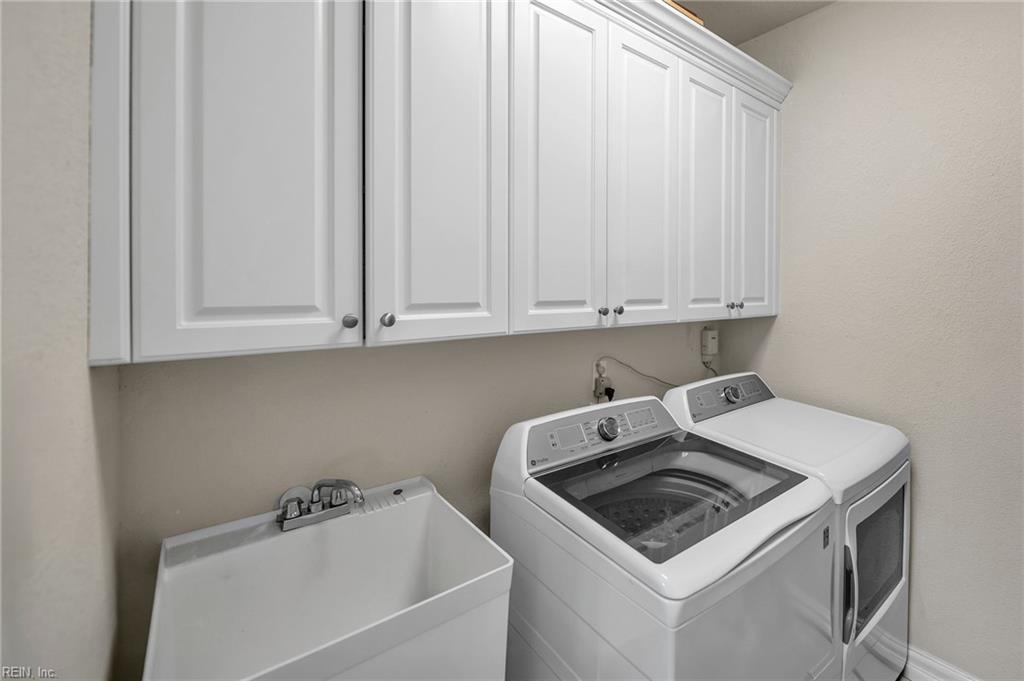 1037 Horton Pl Property Photo 24