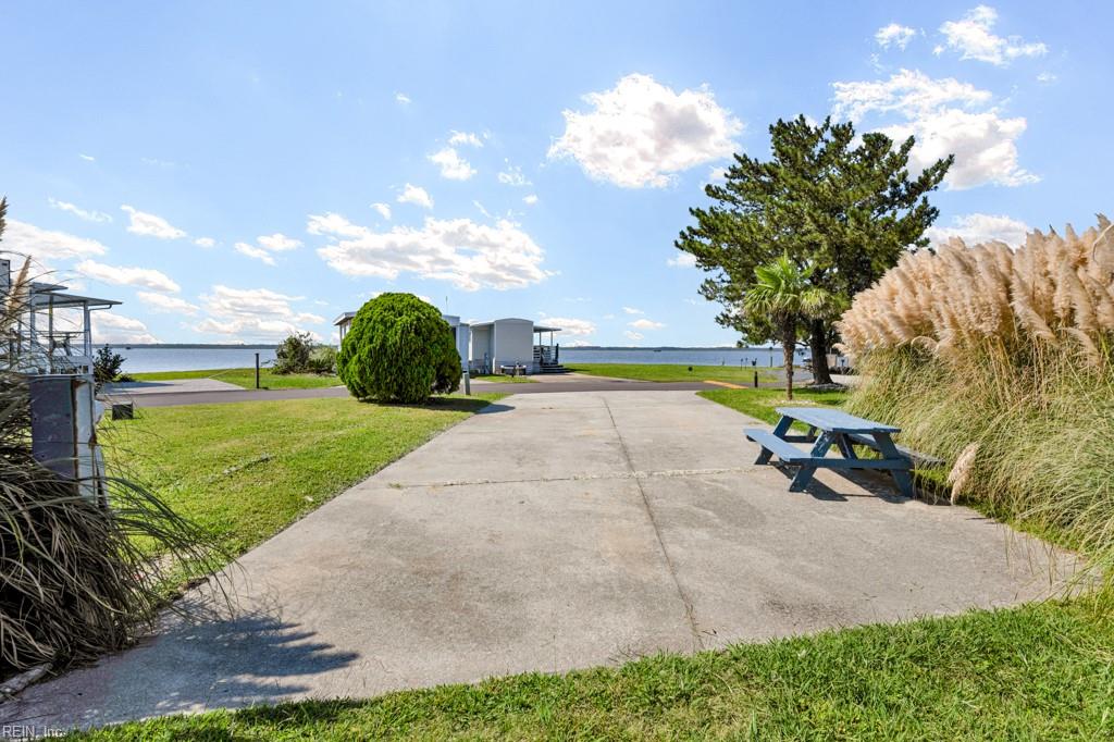 3665 Sandpiper Rd Property Photo 1