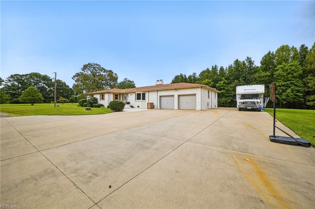 6367 Everets Rd Property Photo 2