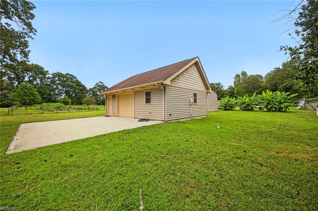 6367 Everets Rd Property Photo 6