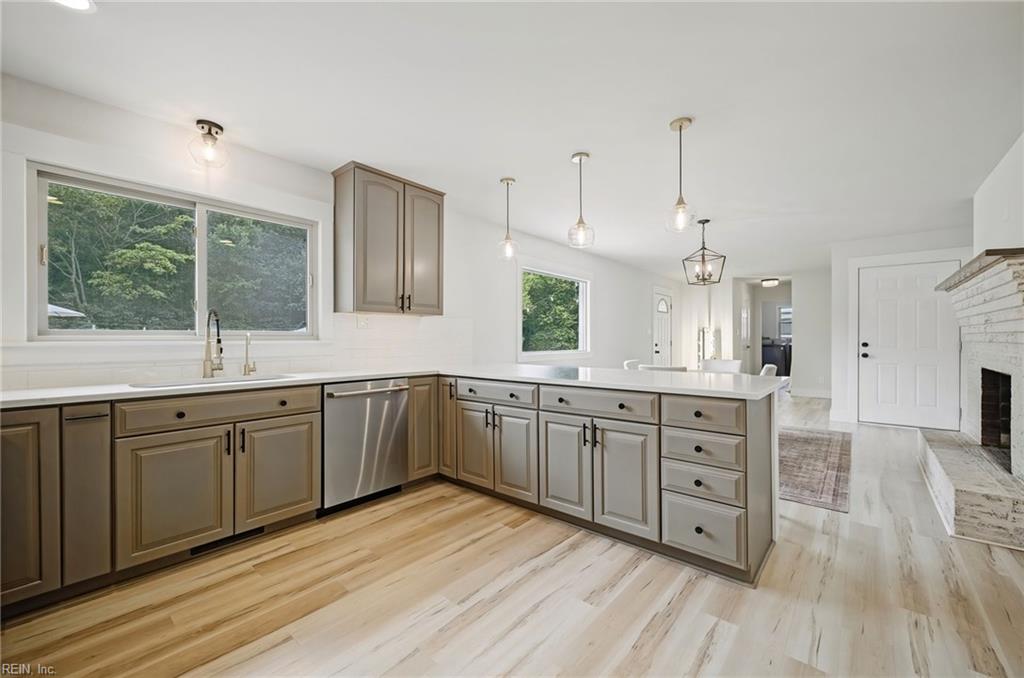 6367 Everets Rd Property Photo 14
