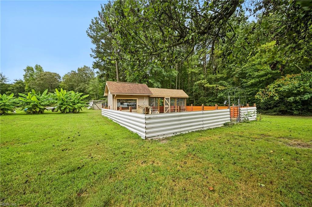 6367 Everets Rd Property Photo 40