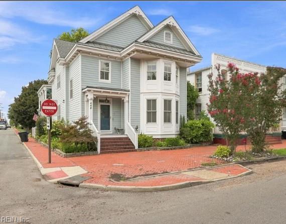 448 Washington ST Property Photo 1