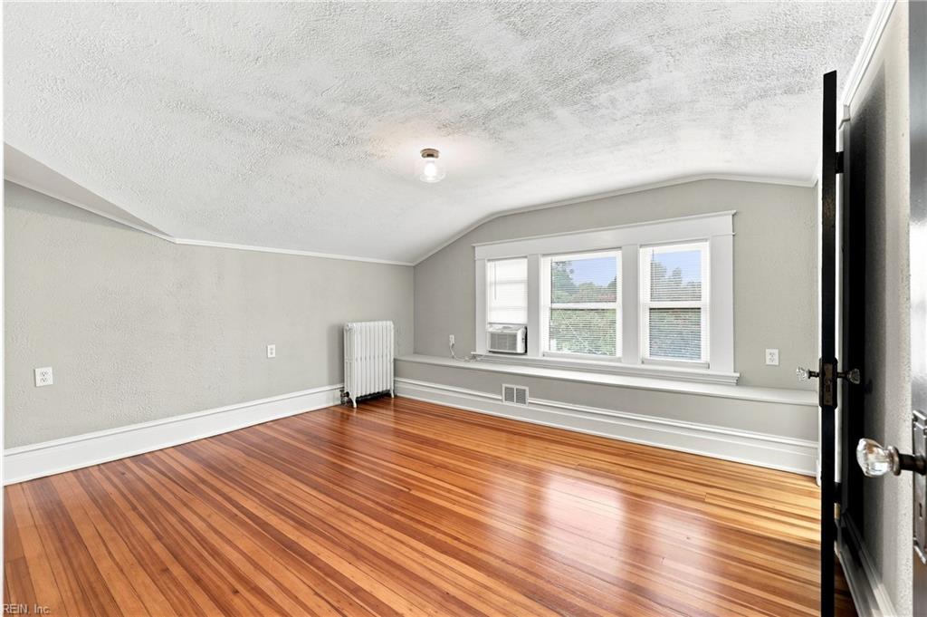 5812 Hampton Blvd Property Photo 39