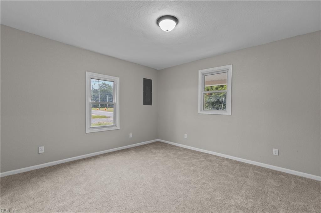 810 Lincoln Ave Property Photo 16