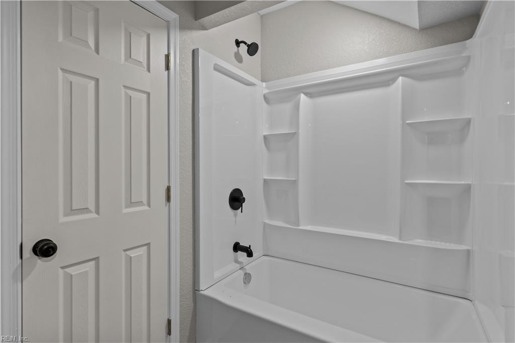 810 Lincoln Ave Property Photo 21