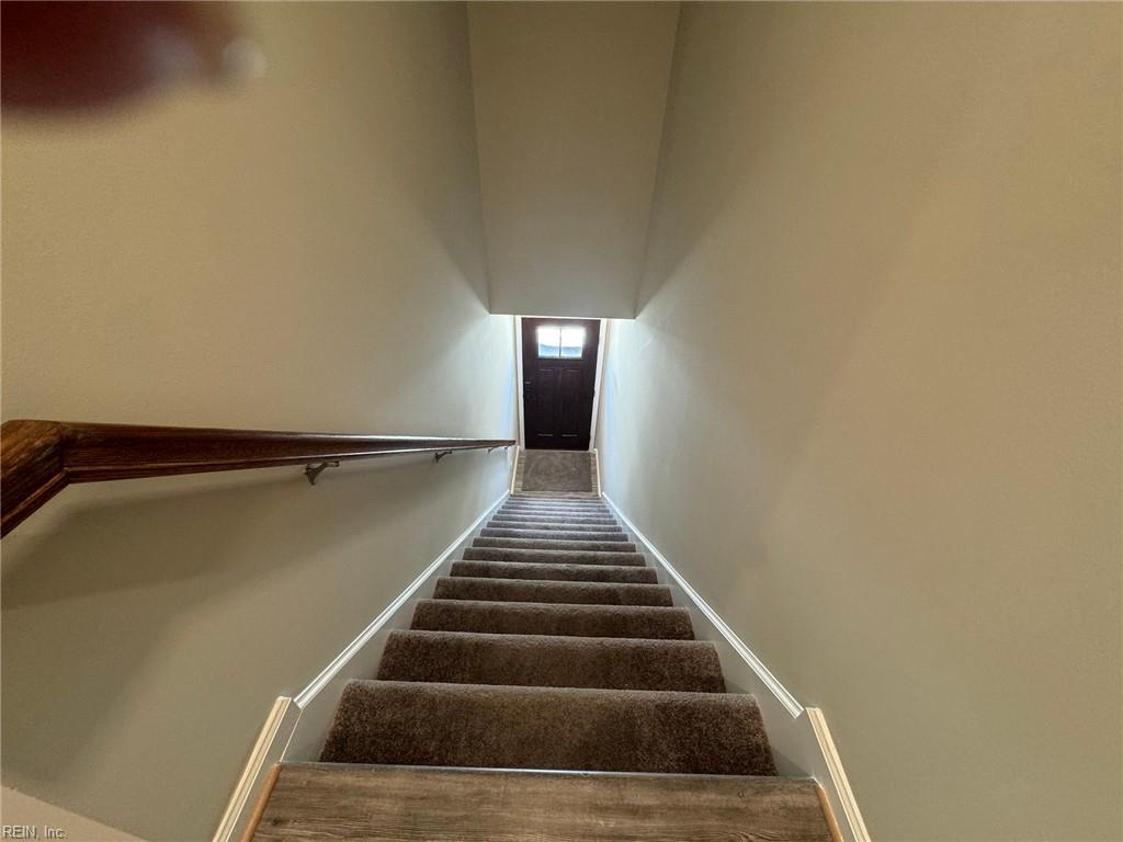 1310 Kathy Ann Way E Property Photo 3