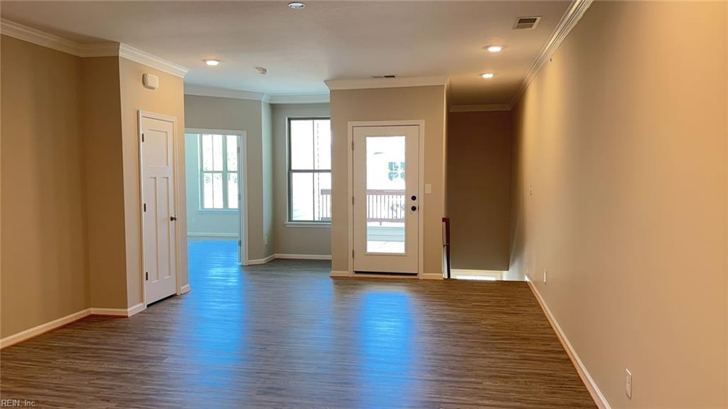 1310 Kathy Ann Way E Property Photo 4