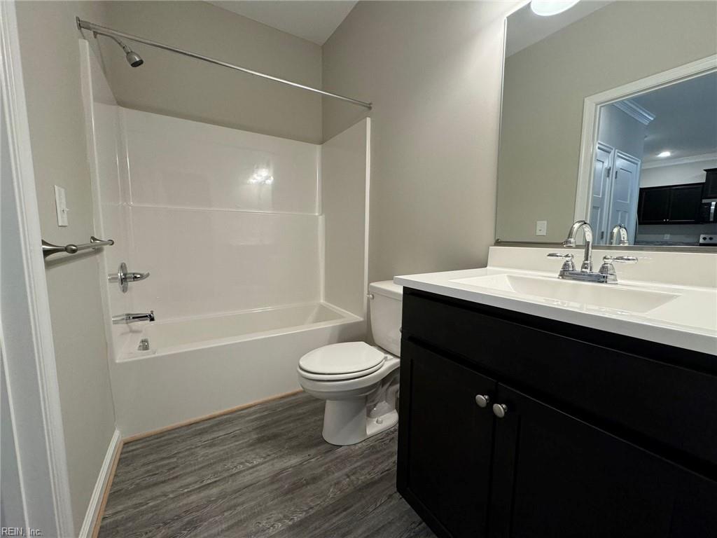 1310 Kathy Ann Way E Property Photo 11