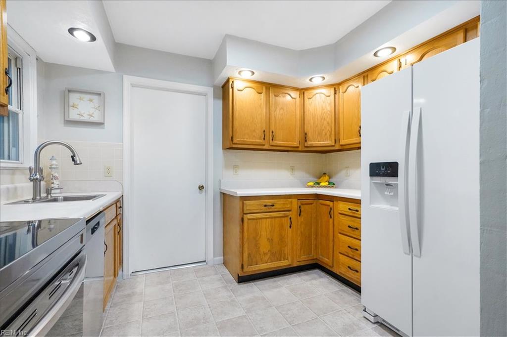 429 Gotham Rd Property Photo 13