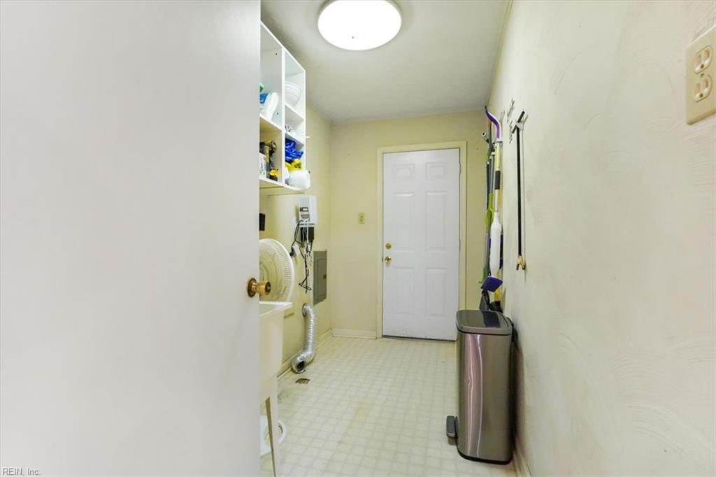 429 Gotham Rd Property Photo 16