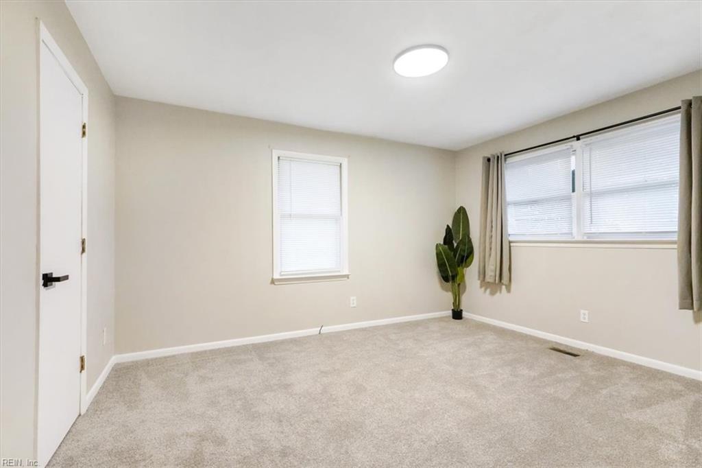 429 Gotham Rd Property Photo 30