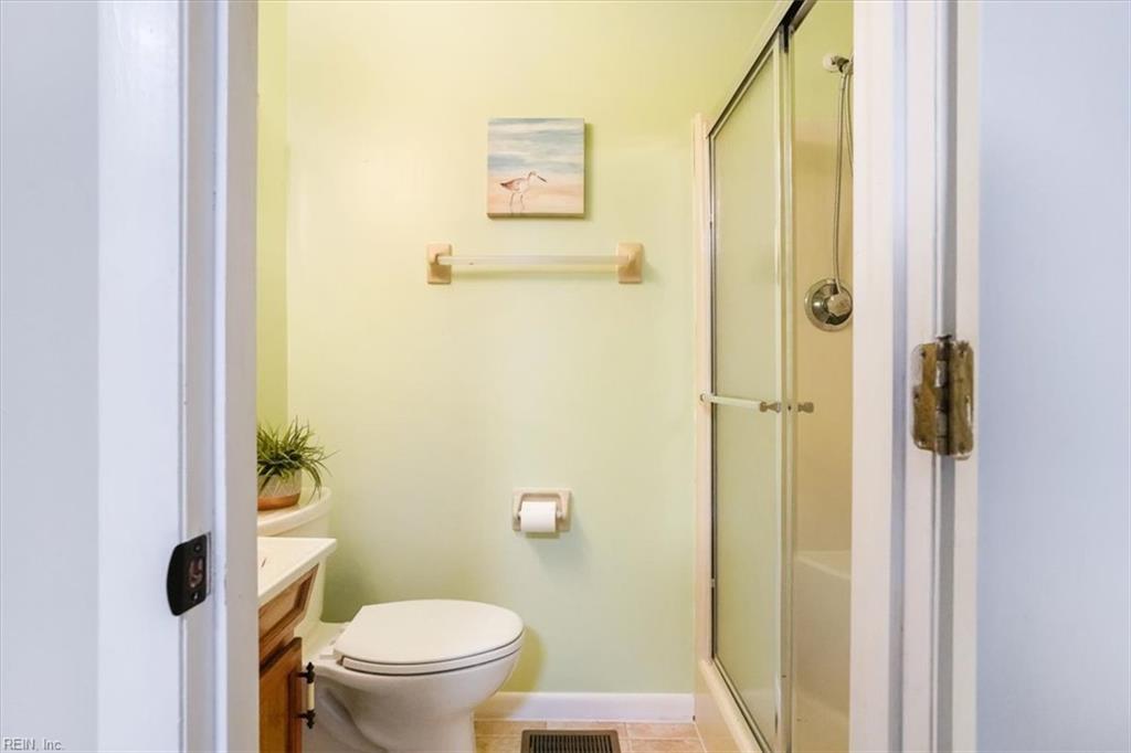 429 Gotham Rd Property Photo 35