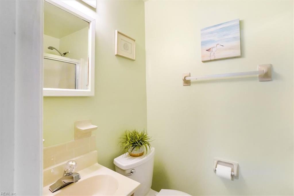429 Gotham Rd Property Photo 36