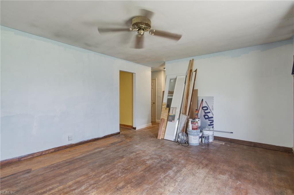 504 Plummer Dr Property Photo 4