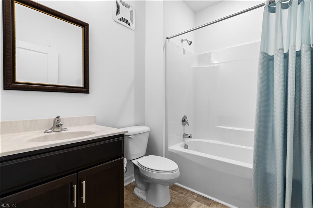 1736 Vankar Dr Property Photo 39