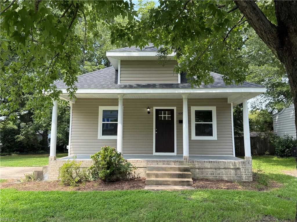 4304 Columbia St Property Photo 2