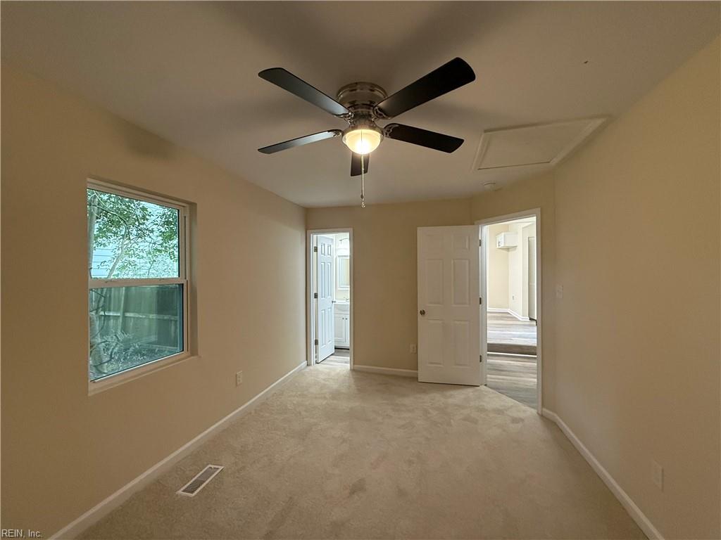 4304 Columbia St Property Photo 12