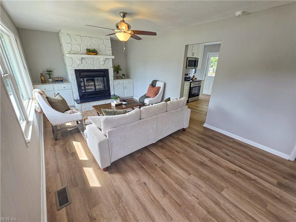 45 Londonshire Ter Property Photo 3