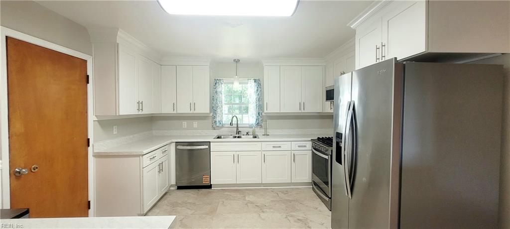 3009 Woodlawn Dr Property Photo 2