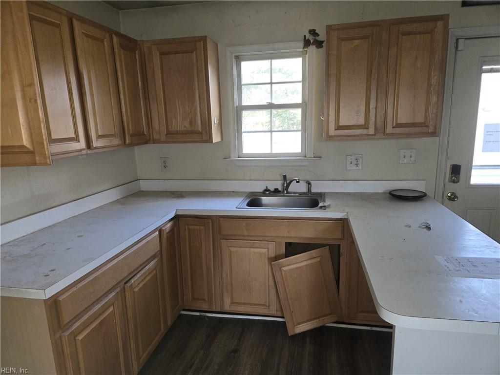 108 Londonshire Ter Property Photo 13