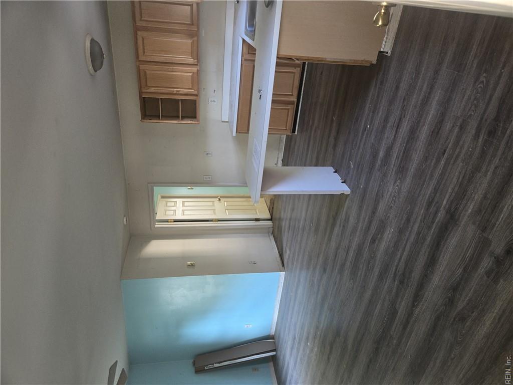108 Londonshire Ter Property Photo 14