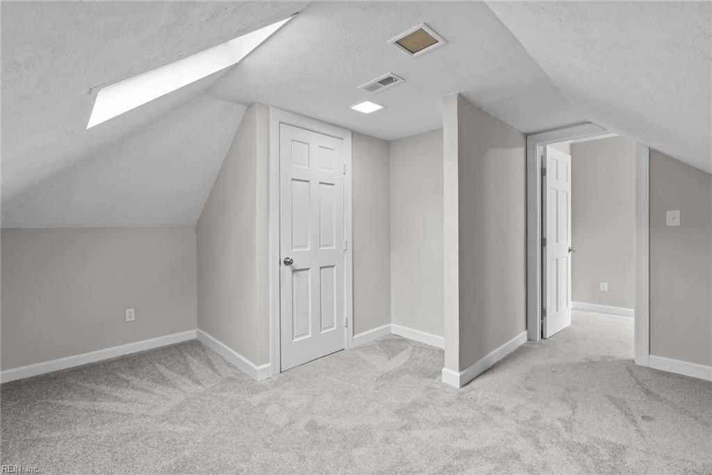 9r Rhodelia Ln Property Photo 25