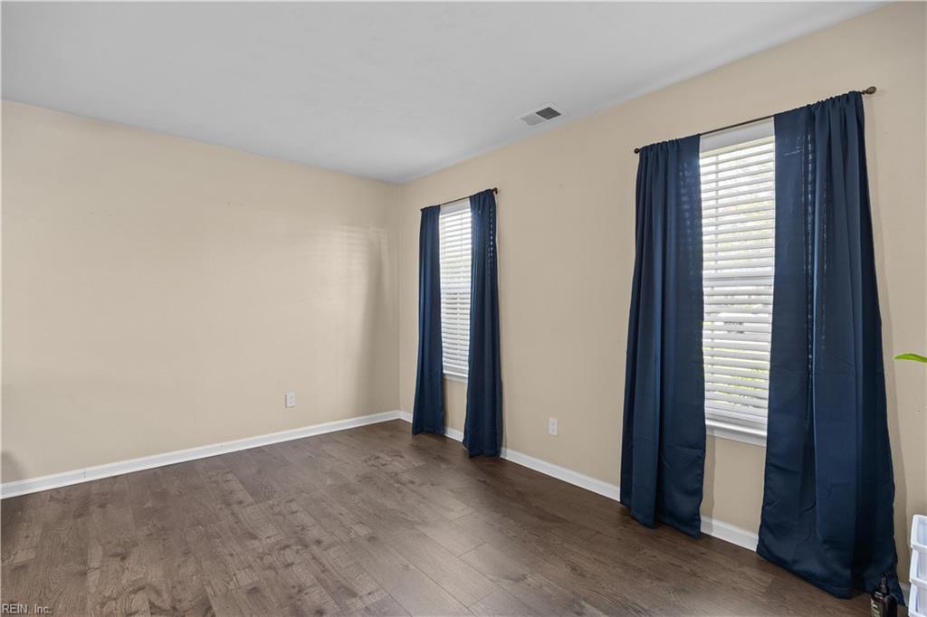 5928 Eagle Pt Property Photo 9