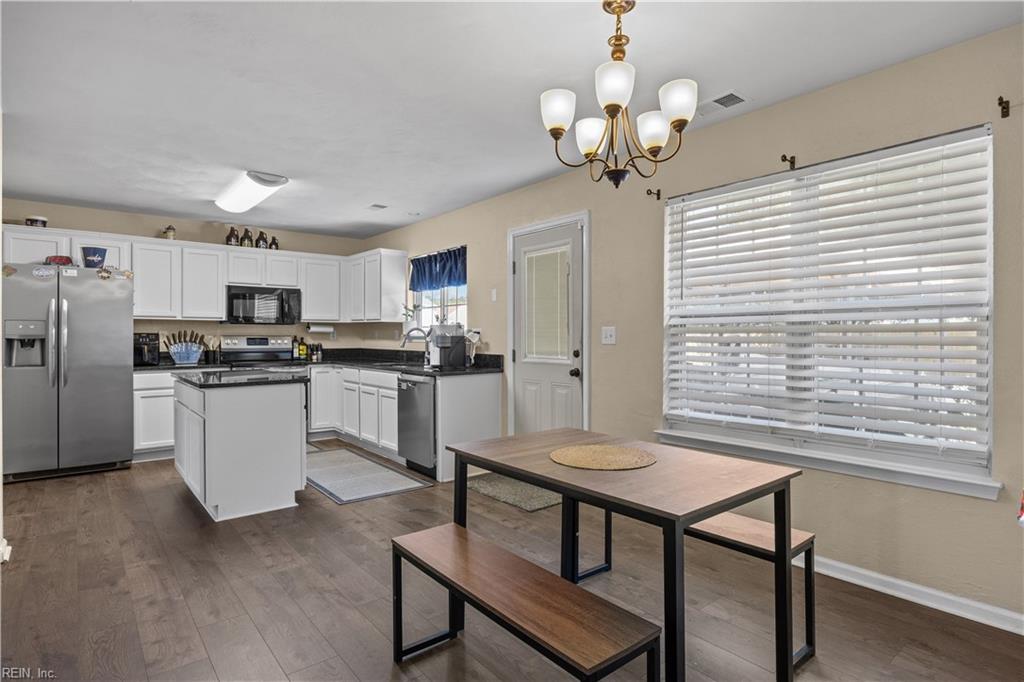 5928 Eagle Pt Property Photo 12