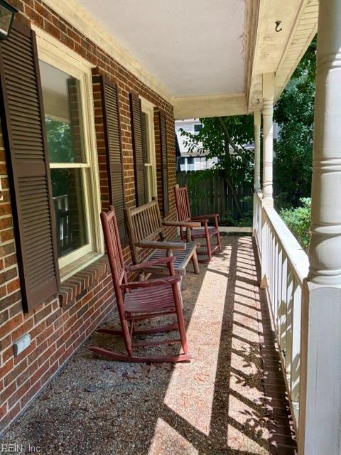 102 Kimberly Ct Property Photo 5