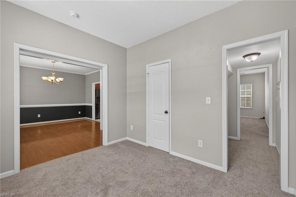 705 Creekwood Dr Property Photo 10
