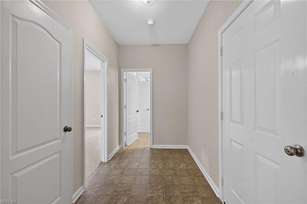 705 Creekwood Dr Property Photo 12