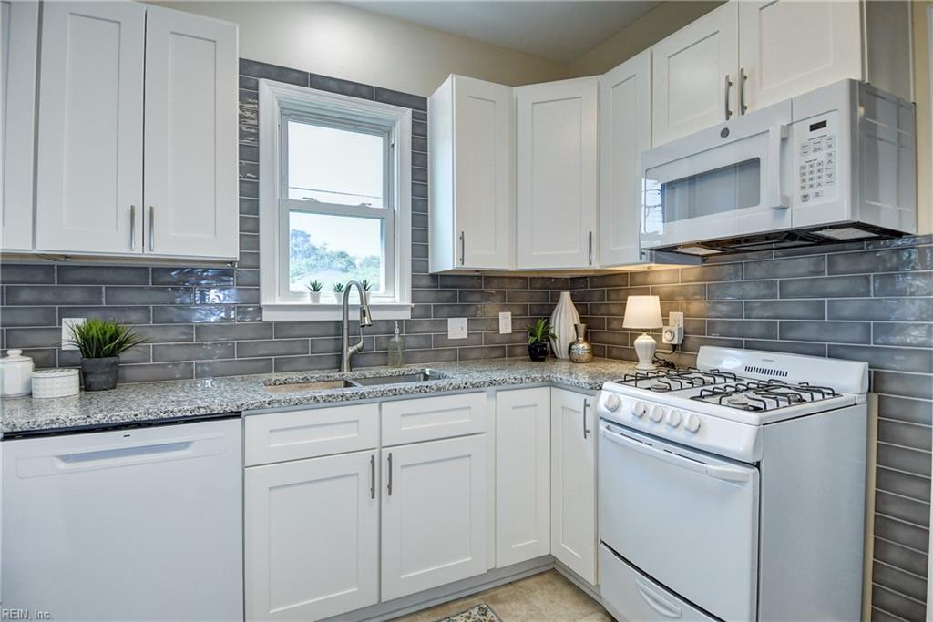 2103 Roanoke Ave Property Photo 16