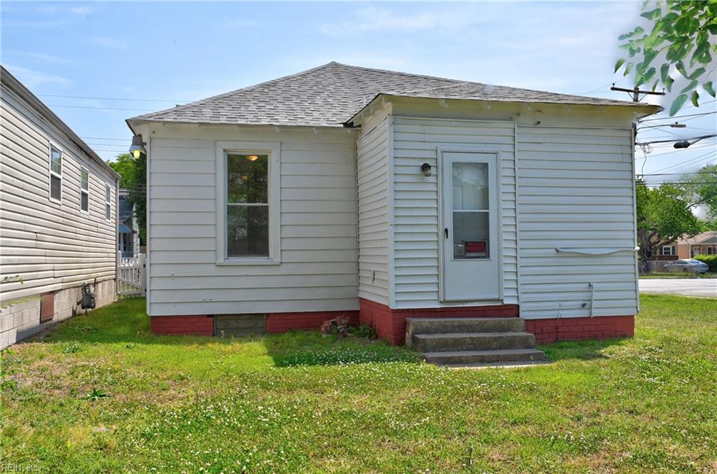 2103 Roanoke Ave Property Photo 28