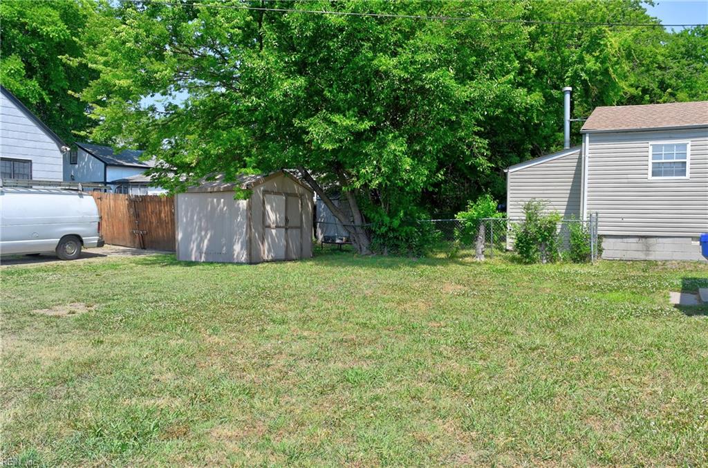 2103 Roanoke Ave Property Photo 32