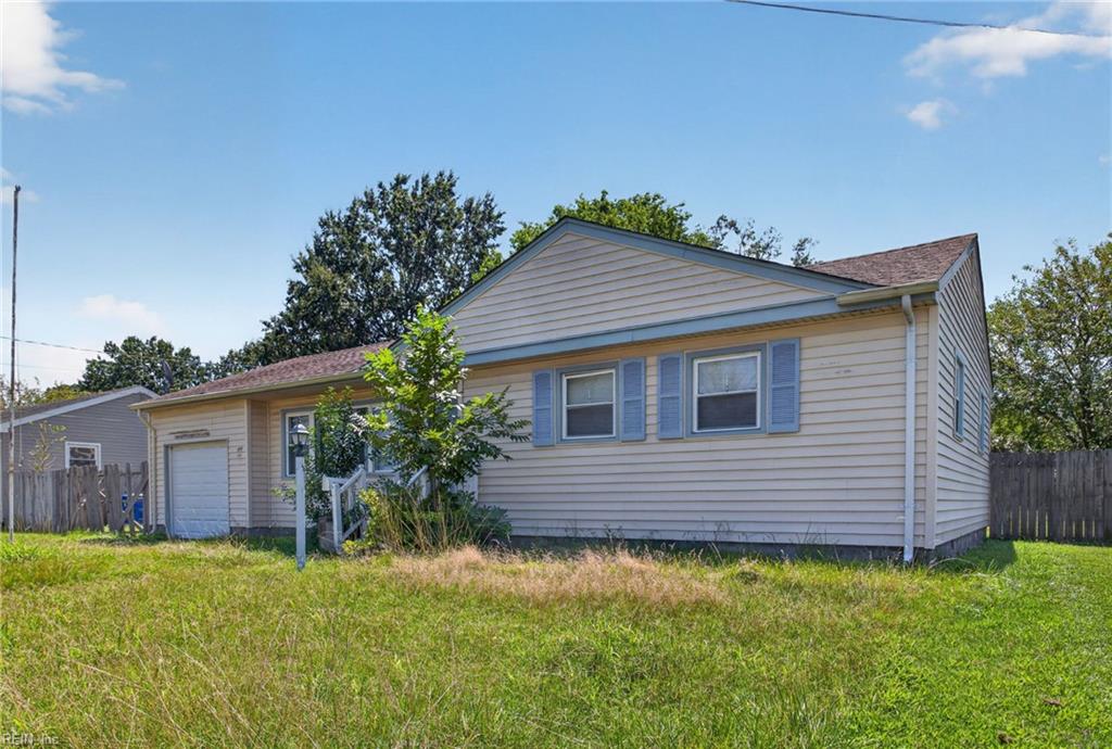 1803 Esquire St Property Photo 3